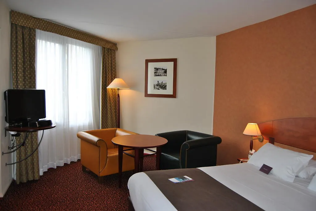 Mercure Saint Etienne Parc De L'Europe Hotel